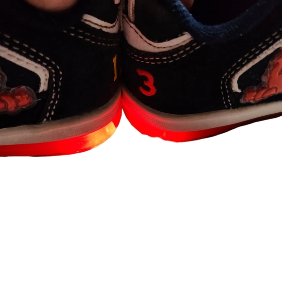 Y2K Sesame Street Elmo Toddler Skate Light Up Sneakers Size 7 - Picture 8 of 10